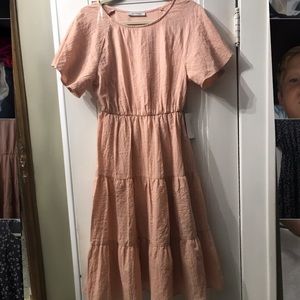 NWT Neeses Dresses “The Cleo” Midi Dress